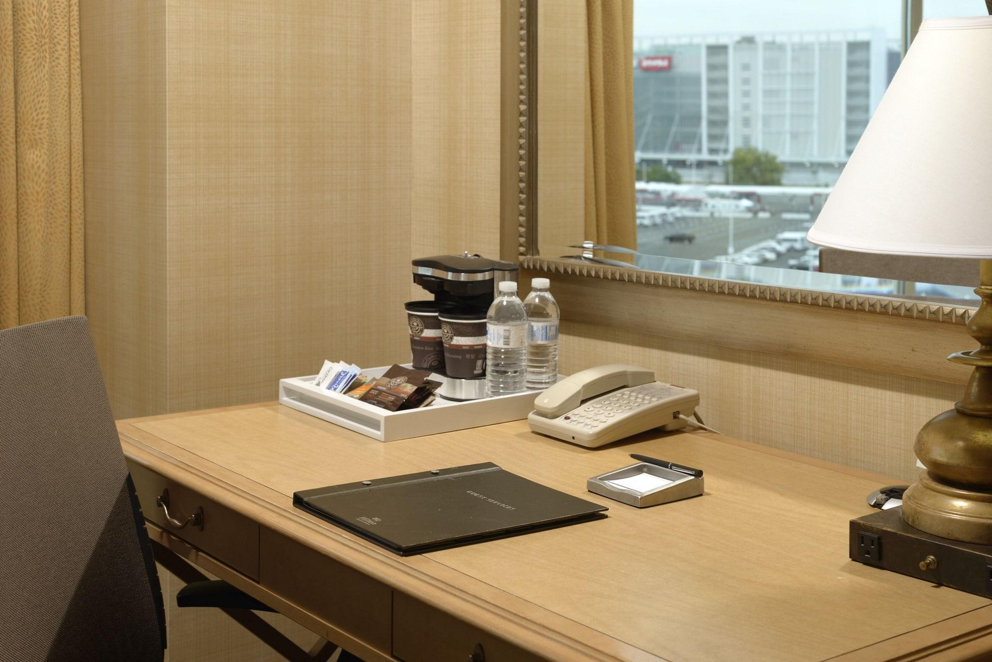 Hilton 4*