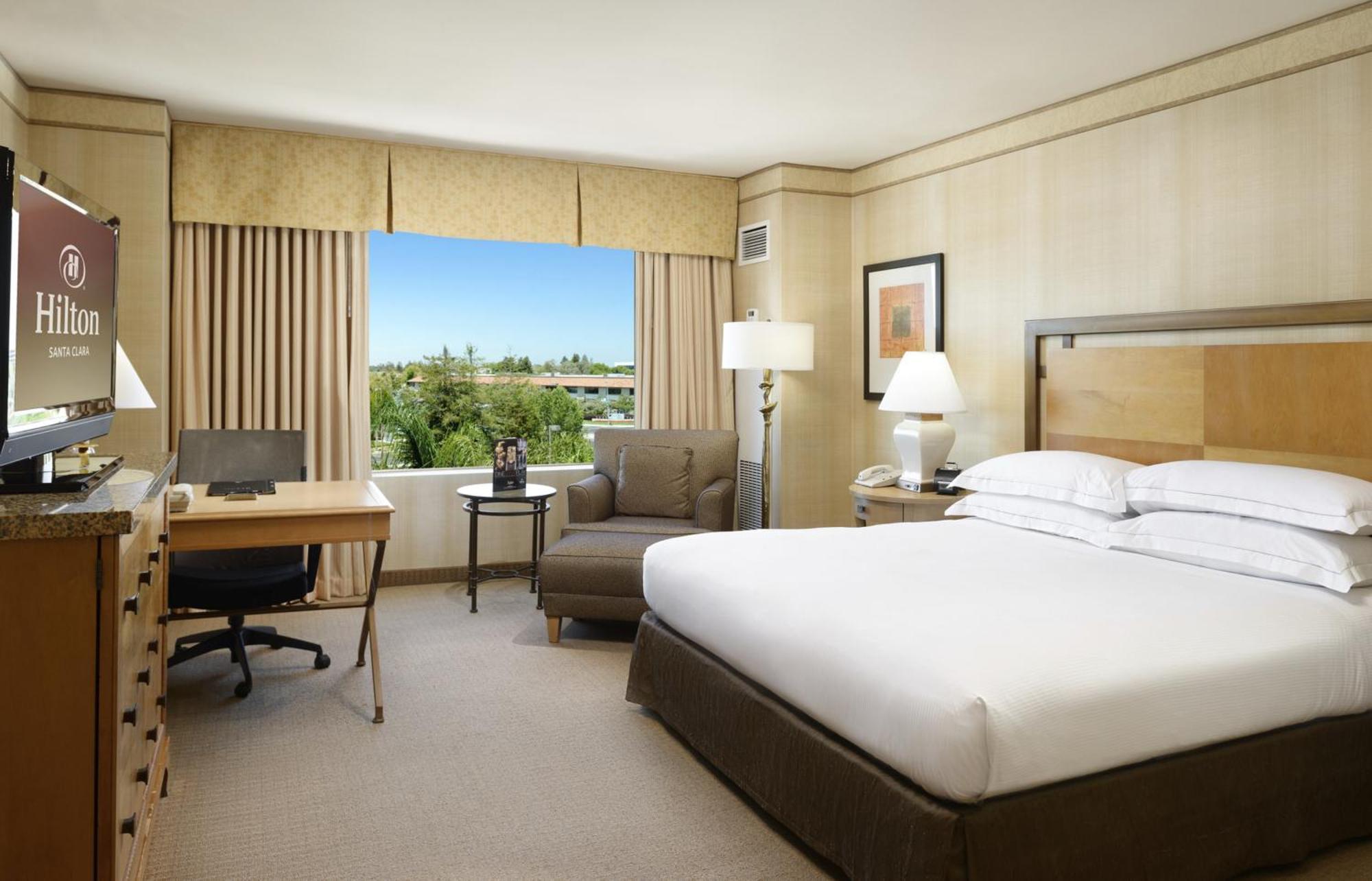 Hilton Hotel 4*